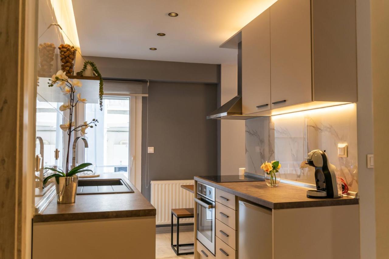 Cozy Modern Apartment Inside The City Center Thessaloniki Exterior foto