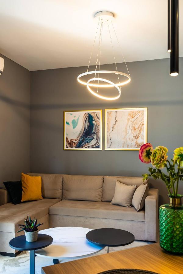 Cozy Modern Apartment Inside The City Center Thessaloniki Exterior foto
