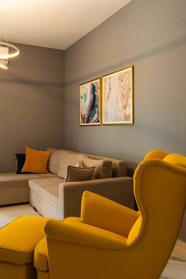 Cozy Modern Apartment Inside The City Center Thessaloniki Exterior foto